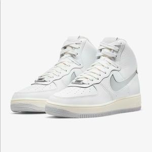 - Nike Air Force 1 sculpt size 8.5. 7.5  for women